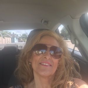 Meet your Posher, Jolene